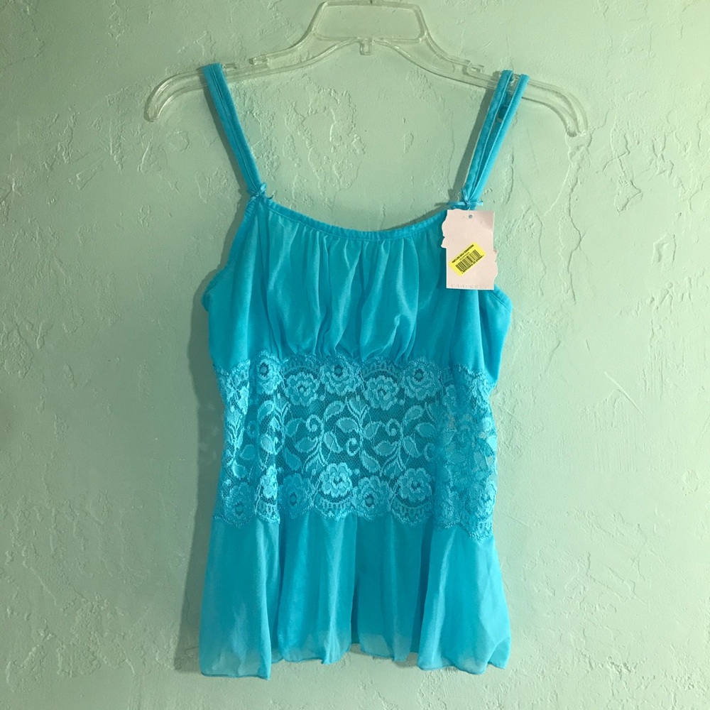 NWT Cabernet lingerie top lace